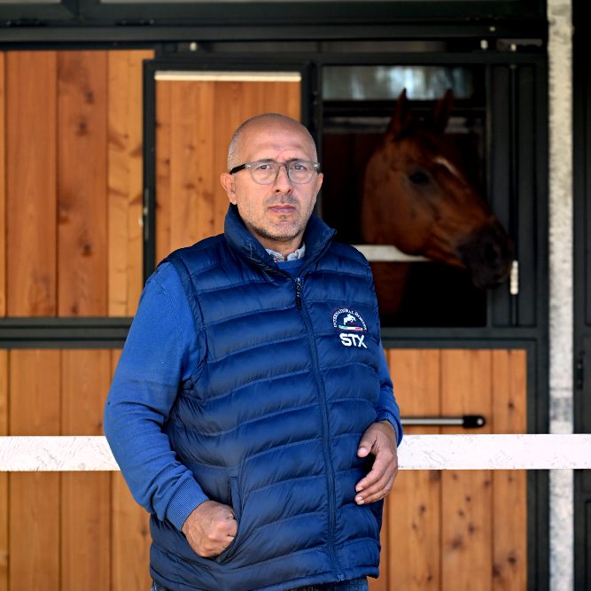 international-horses-staff-07-ok-a